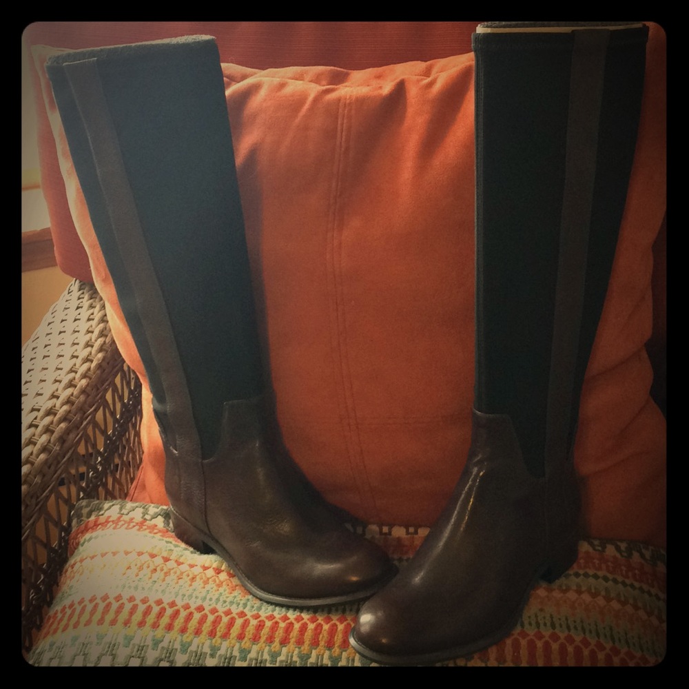 Nine West tall boots, 6 1/2, new...never worn!